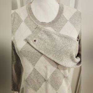 Tommy Hilfiger Gray Argyle Women Sweater SP